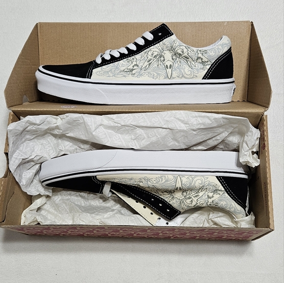 Vans Old Skool Raven Skull Adult Unisex Men/Women Sizes - Picture 2 of 6